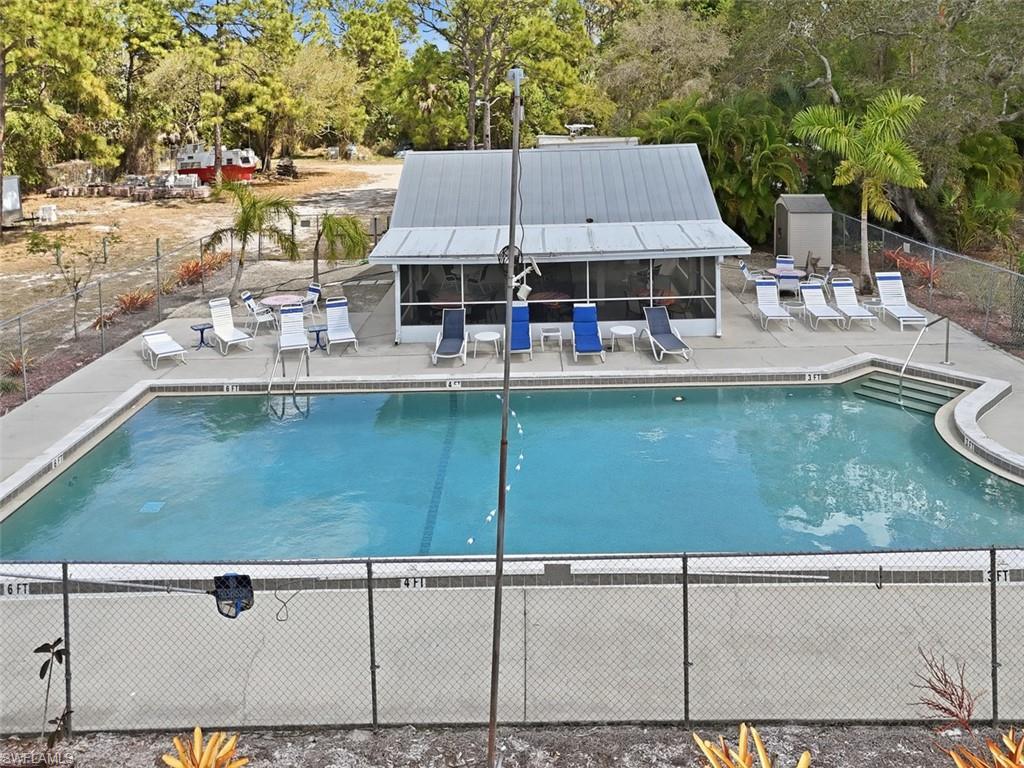 SPANISH GARDENS - Residential