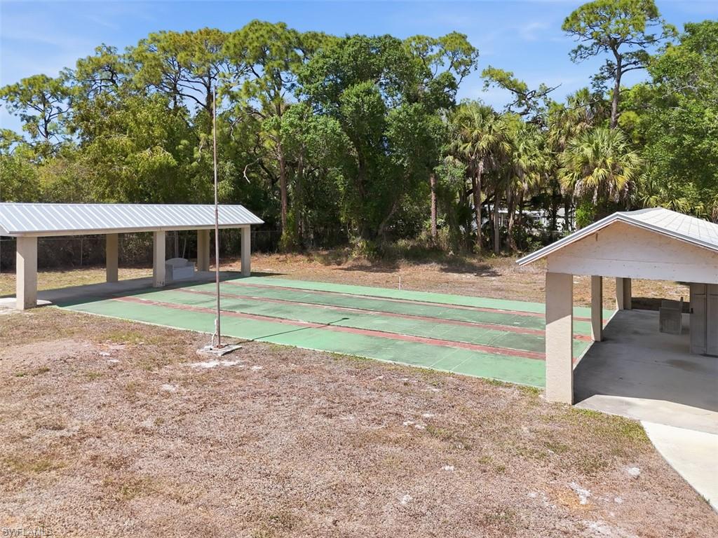 SPANISH GARDENS - Residential