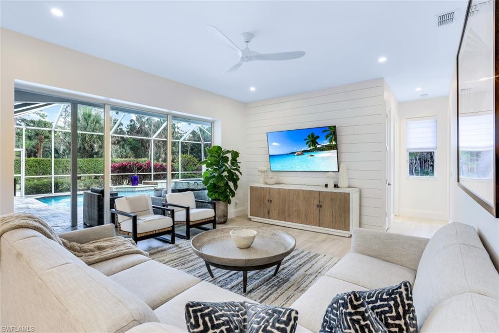 GOLDEN GATE ESTATES - Residential