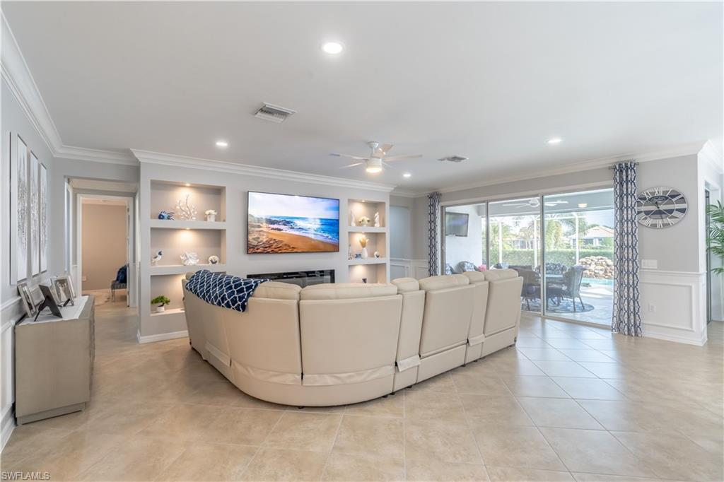 VERONA WALK - Residential