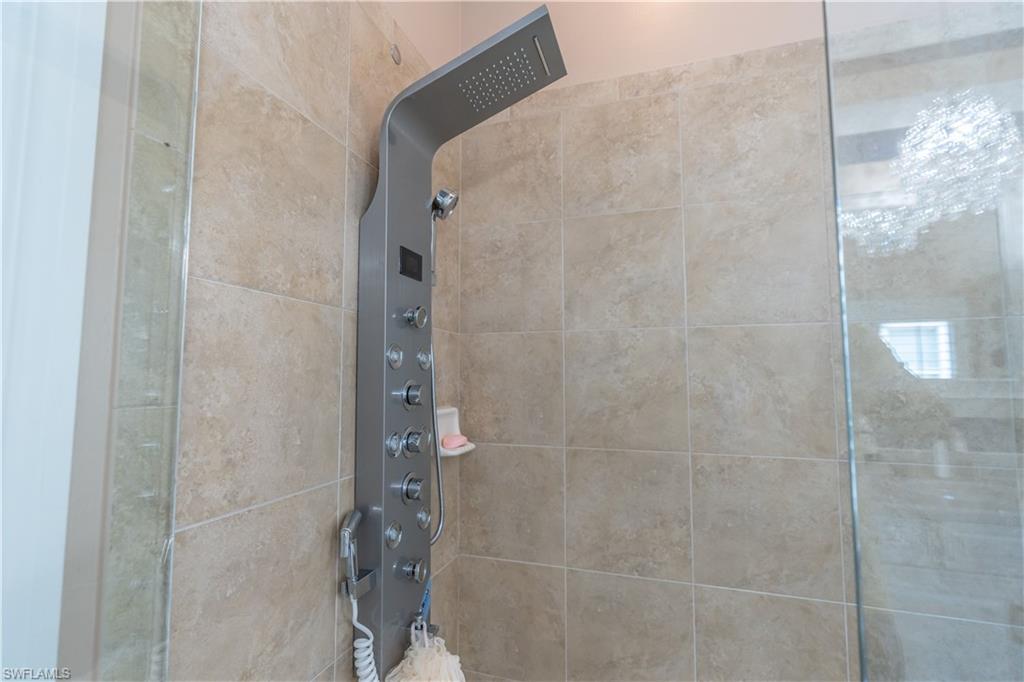 VERONA WALK - Residential