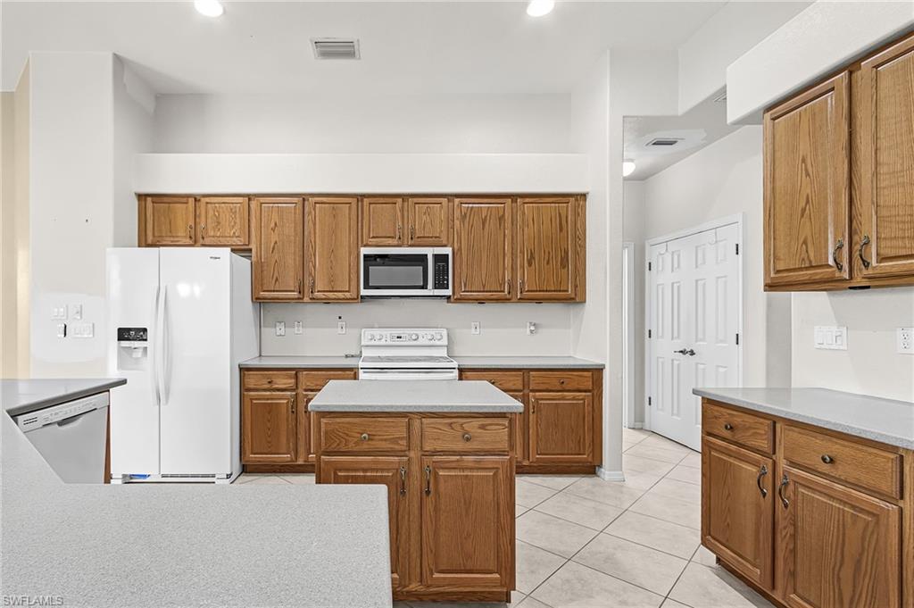 INDIGO LAKES - Residential