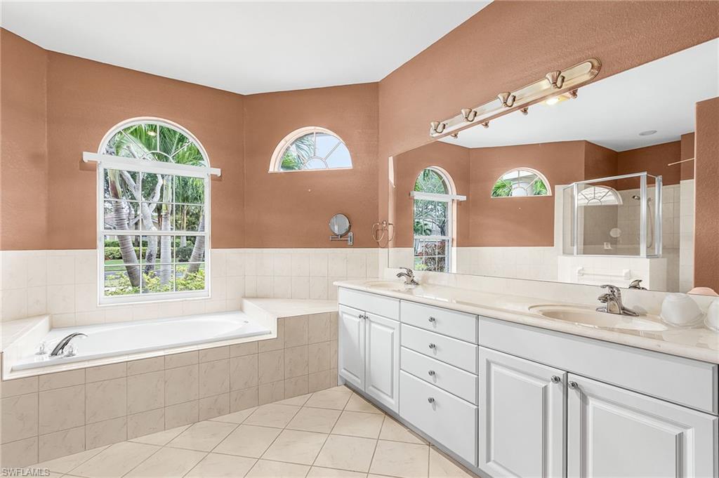 INDIGO LAKES - Residential