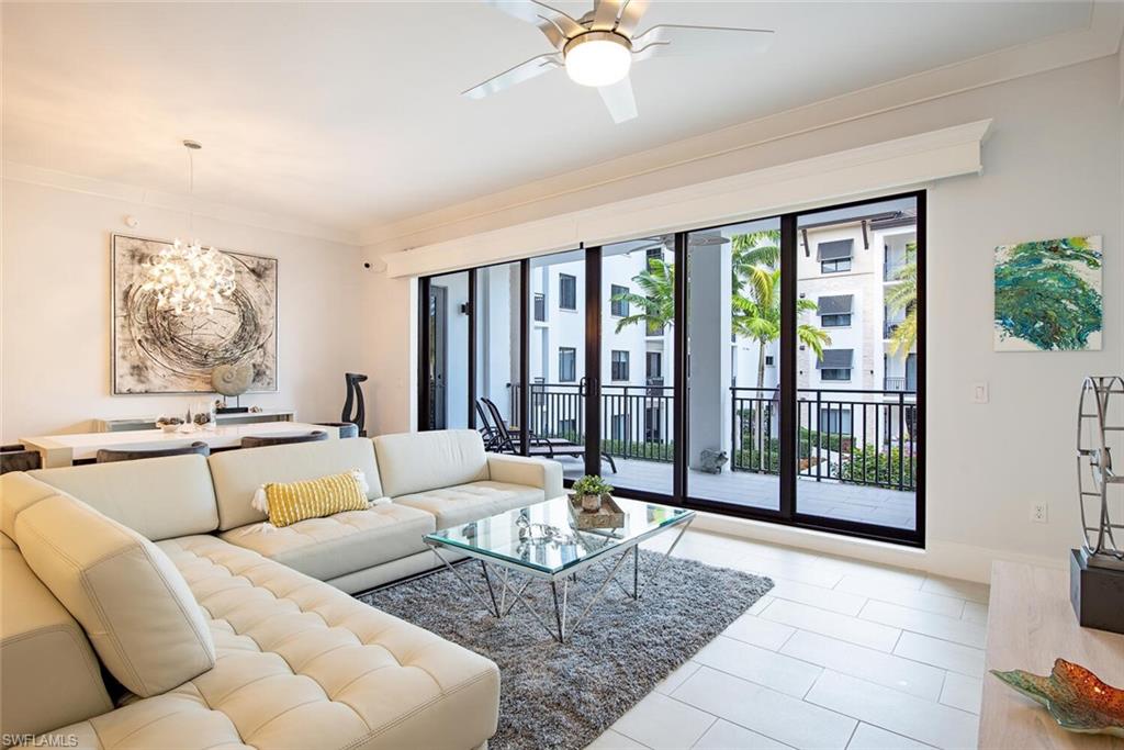 NAPLES SQUARE - Residential
