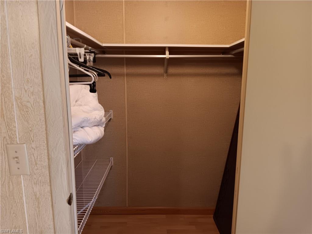 LAZY DAYS MOBILE VILLAGE - Residential