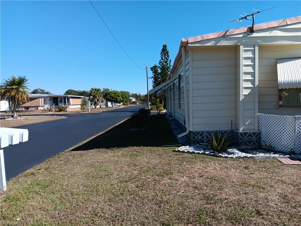 LAZY DAYS MOBILE VILLAGE - Residential