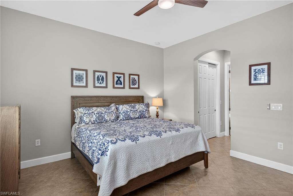 EMERSON SQUARE - Residential