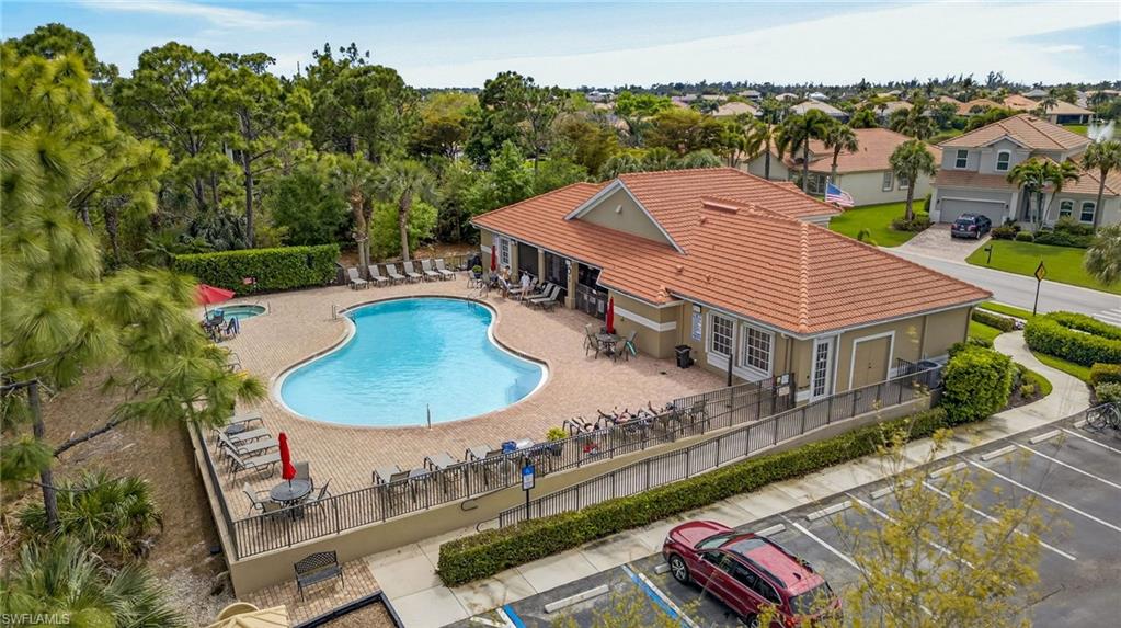 EMERSON SQUARE - Residential