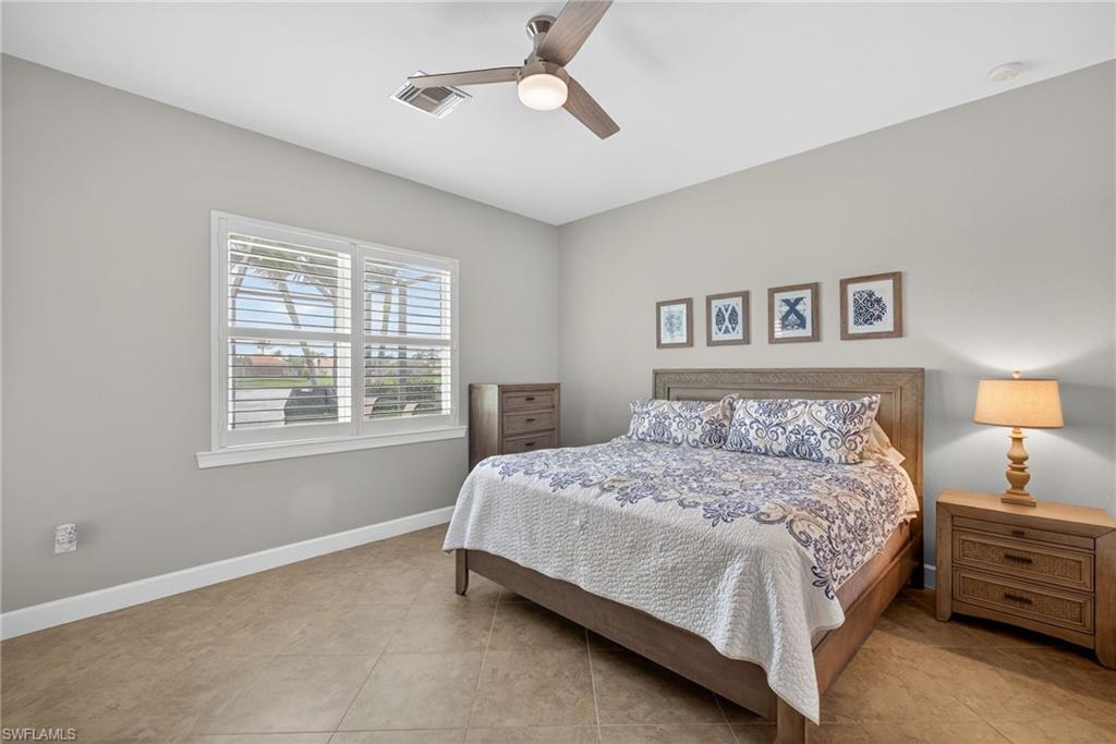 EMERSON SQUARE - Residential