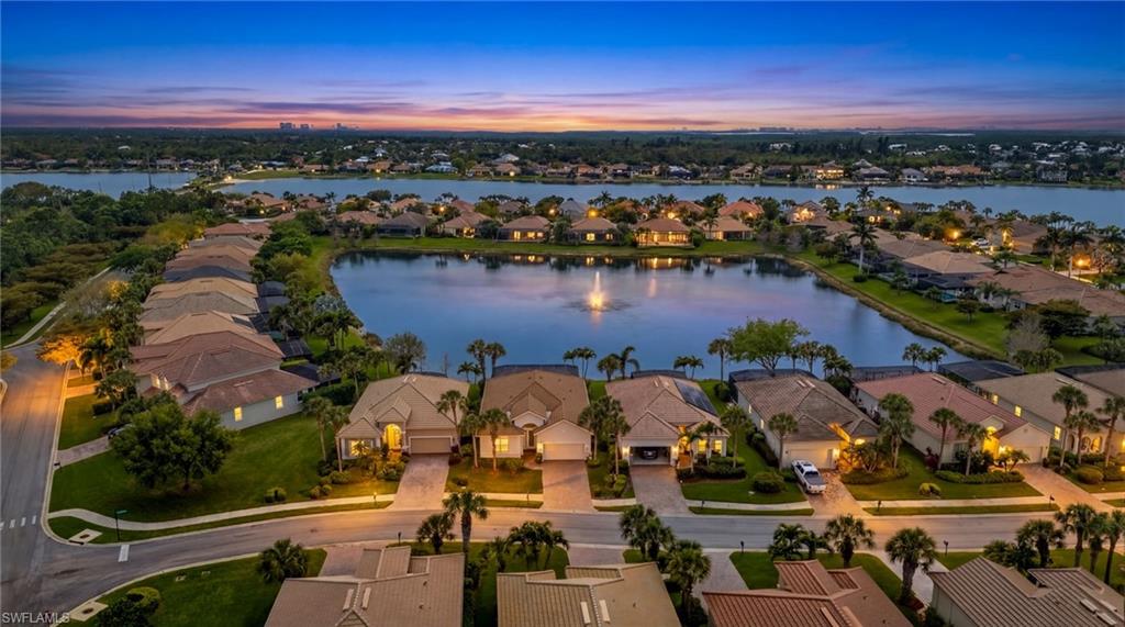 EMERSON SQUARE - Residential