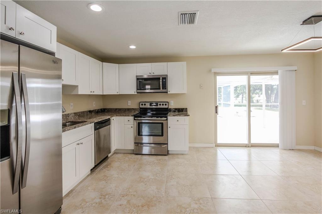 FORT MYERS SHORES - Residential