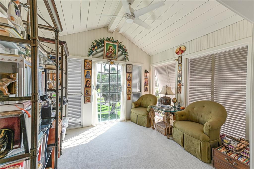 BAREFOOT BEACH - Residential