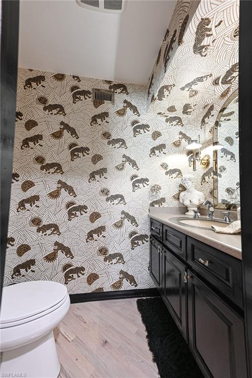 BAREFOOT BEACH - Residential