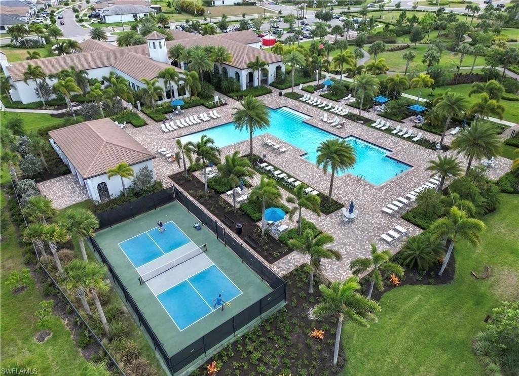 COQUINA AT MAPLE RIDGE - Residential