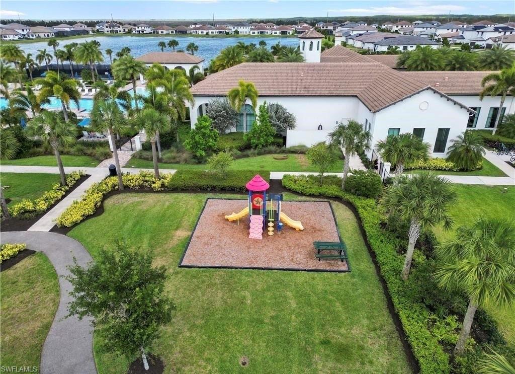 COQUINA AT MAPLE RIDGE - Residential