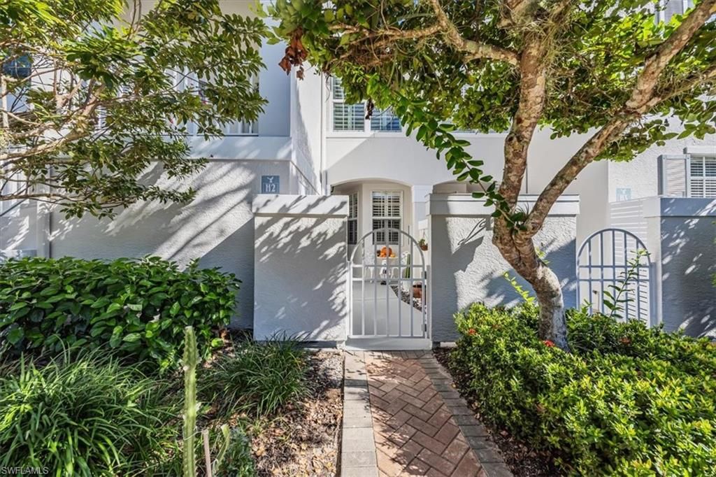 Photo of 8380 Excalibur CIR #H2, NAPLES, FL 34108 (MLS # 225073790)