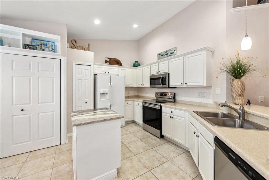 10110 Colonial Country Club BLVD 105