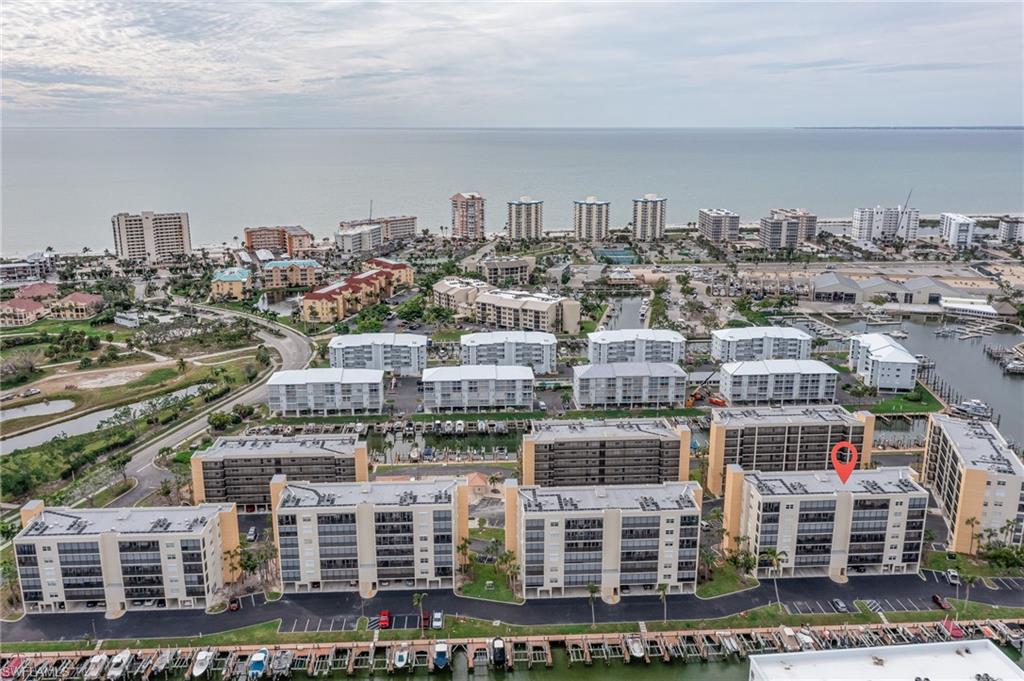 HIBISCUS POINTE - Residential