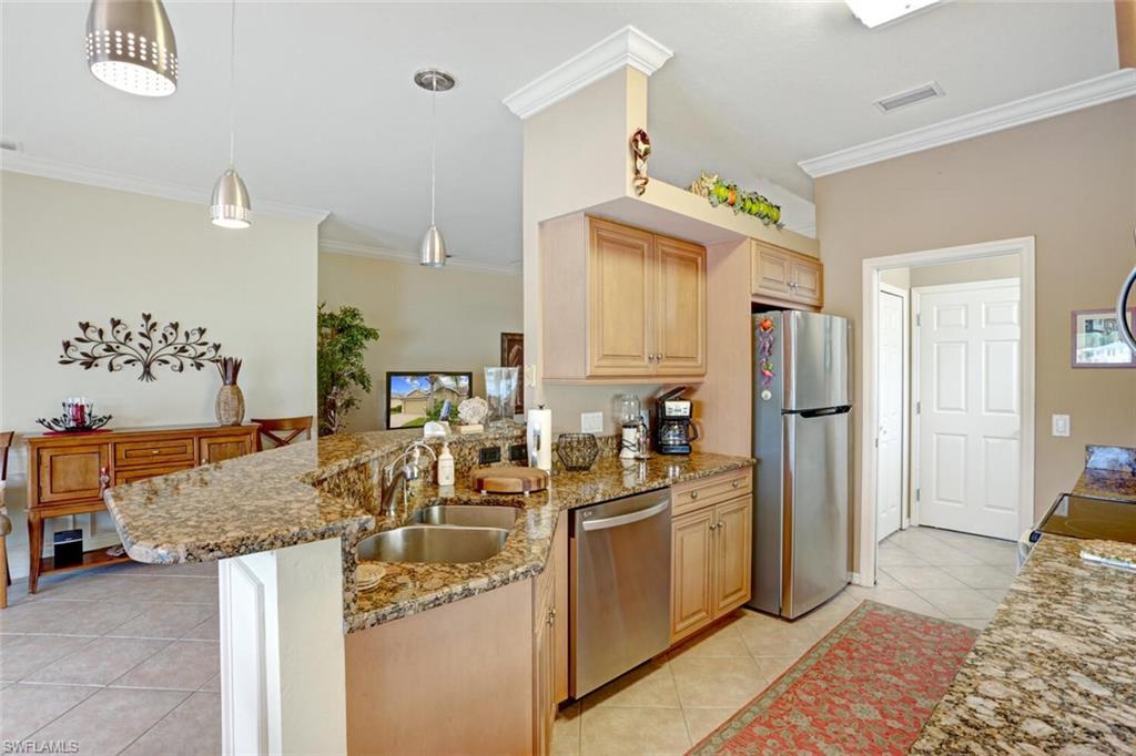 ISLAND CLUB AT CORKSCREW - Residential