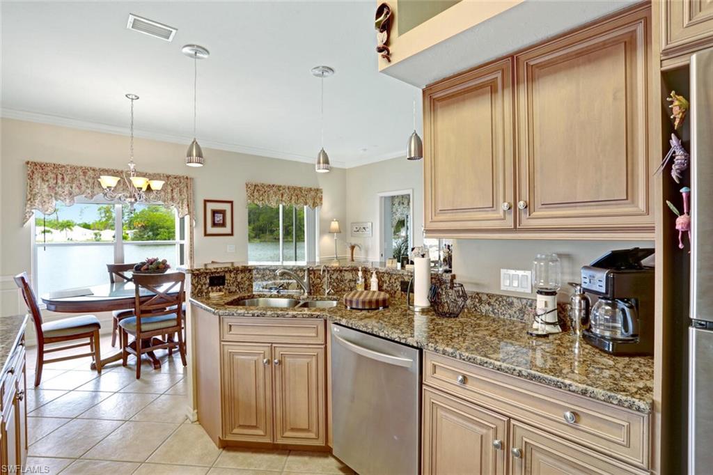 ISLAND CLUB AT CORKSCREW - Residential