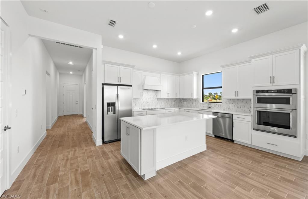 AVALON PARK - Residential