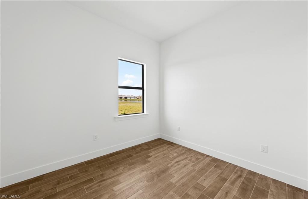 AVALON PARK - Residential