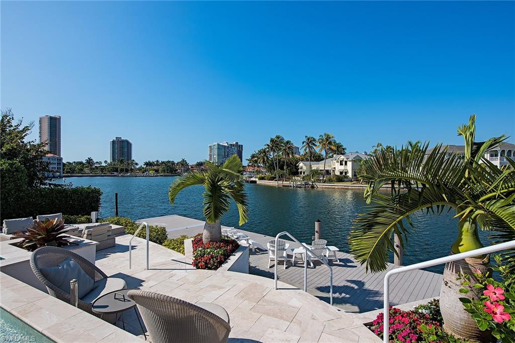 PARK SHORE - Residential