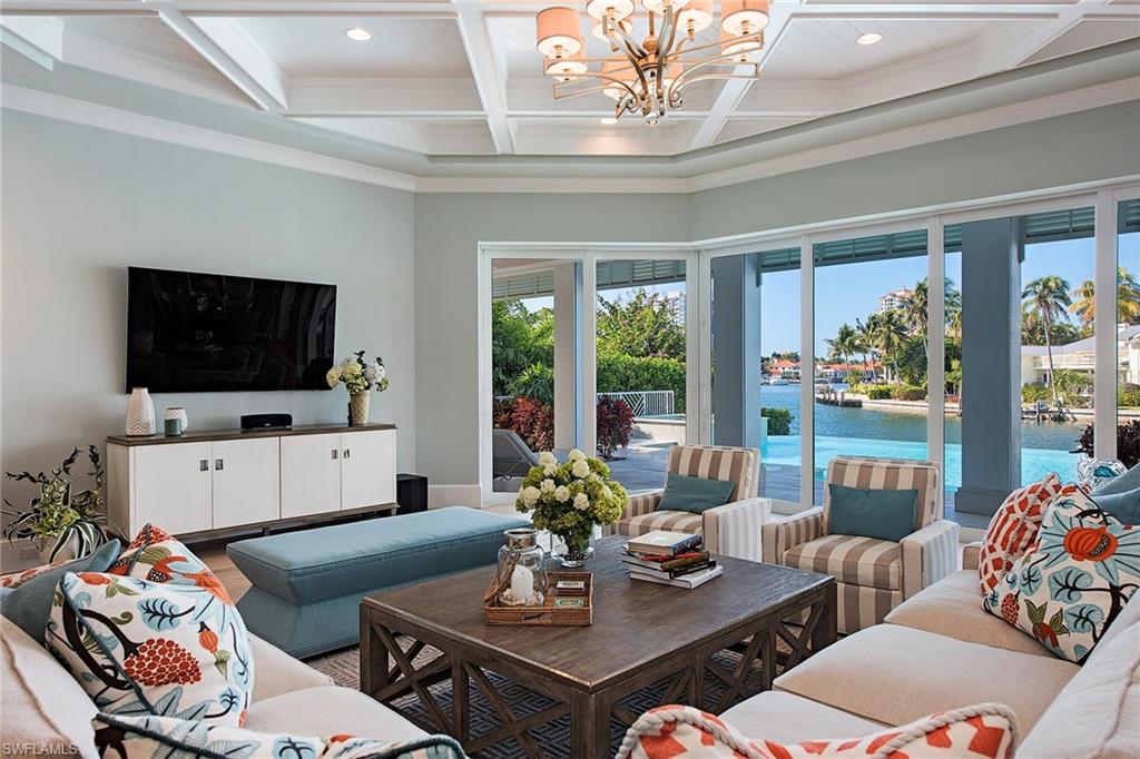 PARK SHORE - Residential