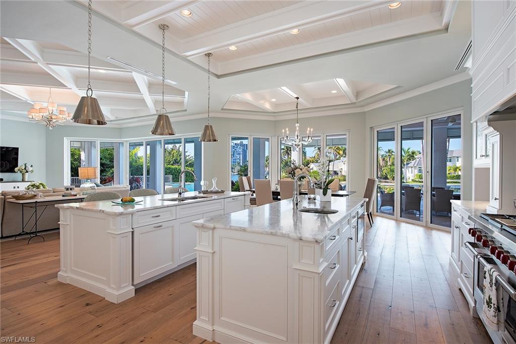 PARK SHORE - Residential