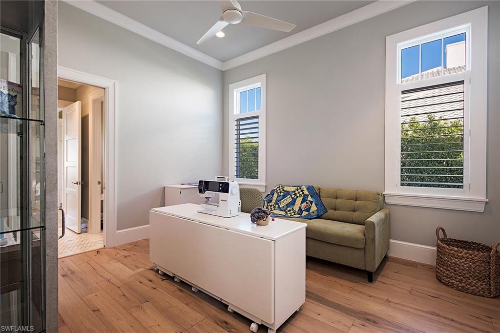 PARK SHORE - Residential