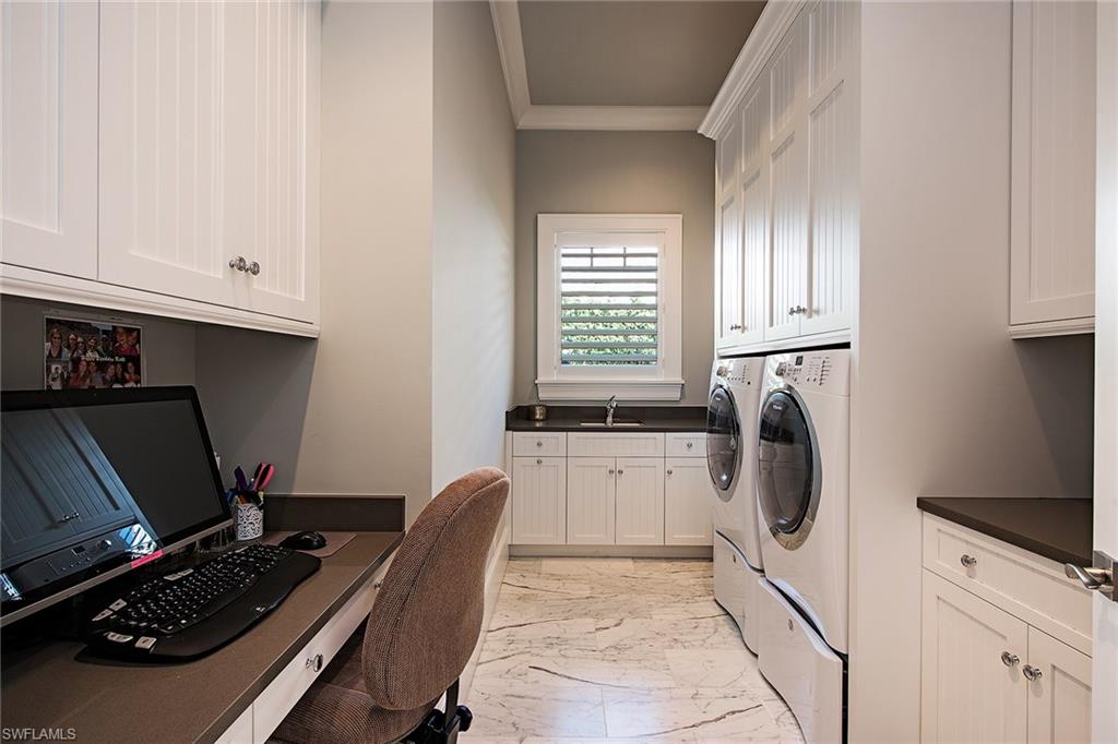 PARK SHORE - Residential