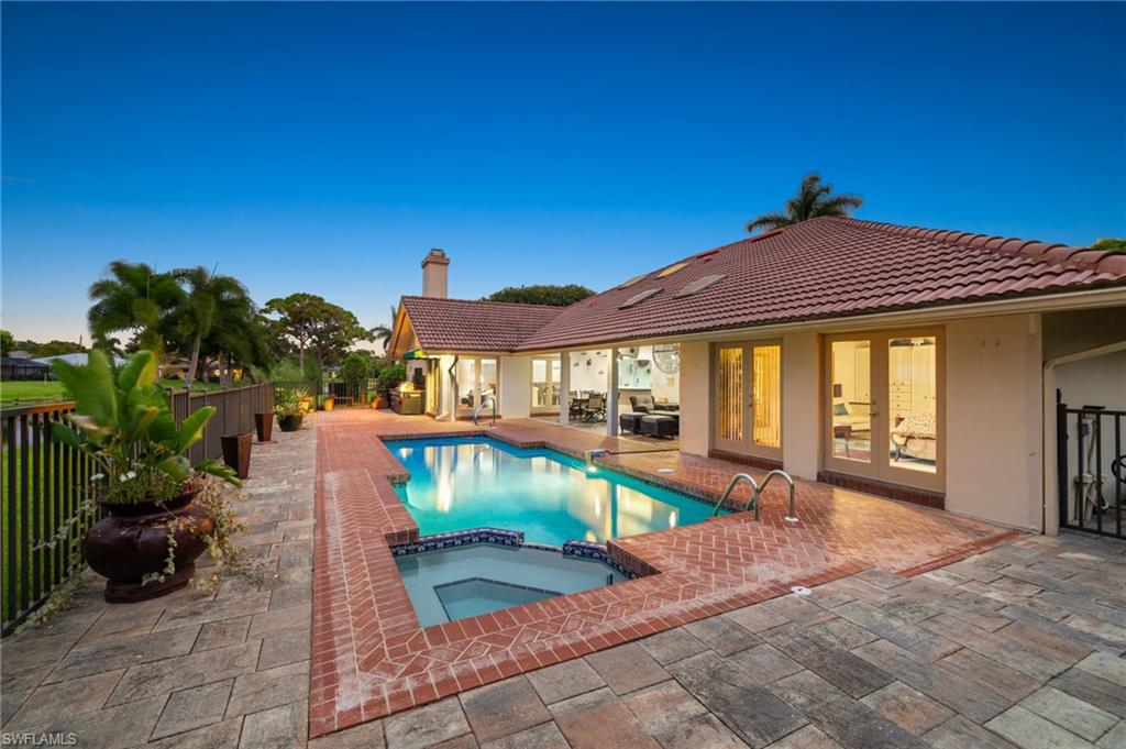 PARK SHORE - Residential