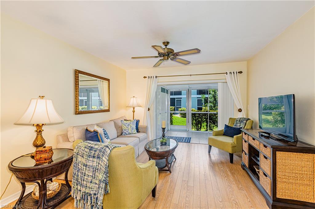 SMOKEHOUSE BAY CLUB - Residential