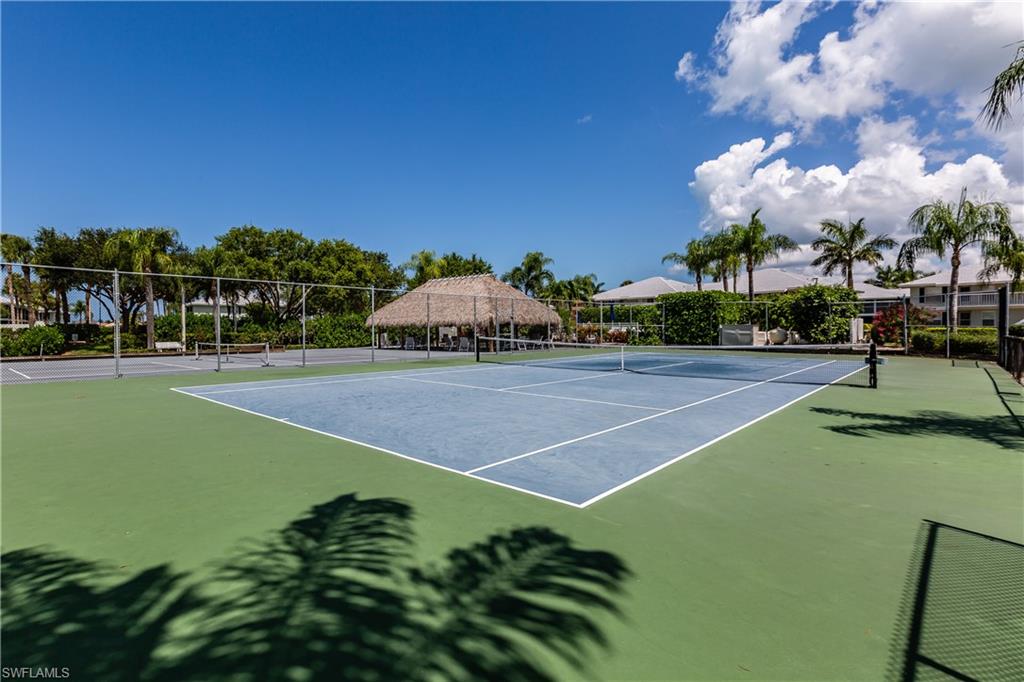 SMOKEHOUSE BAY CLUB - Residential