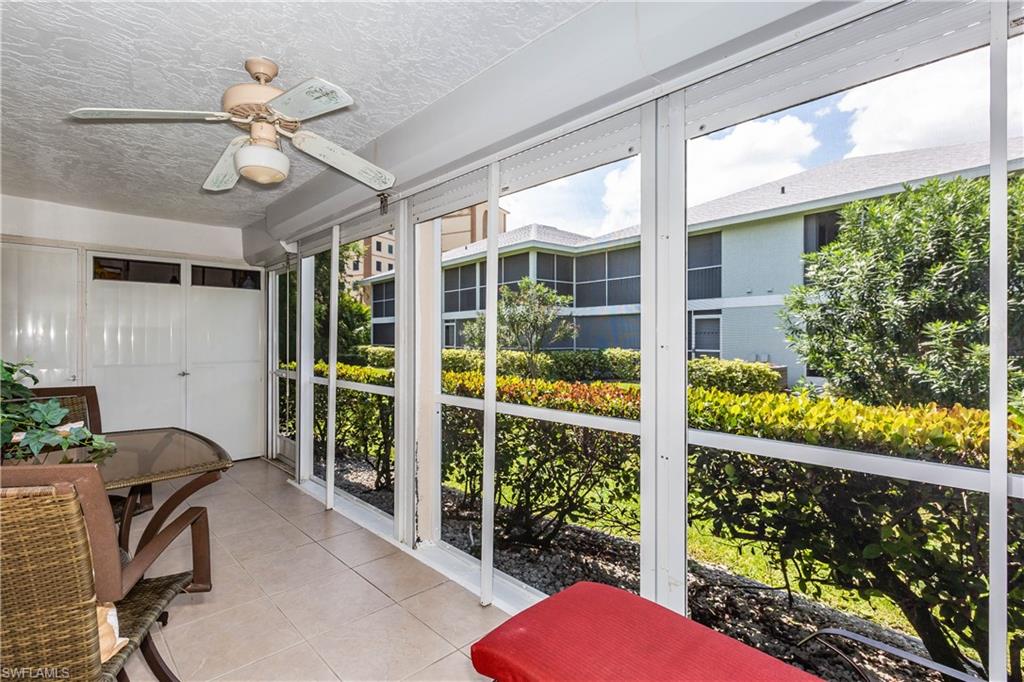 SMOKEHOUSE BAY CLUB - Residential