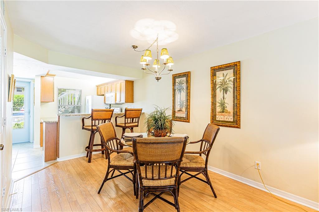 SMOKEHOUSE BAY CLUB - Residential