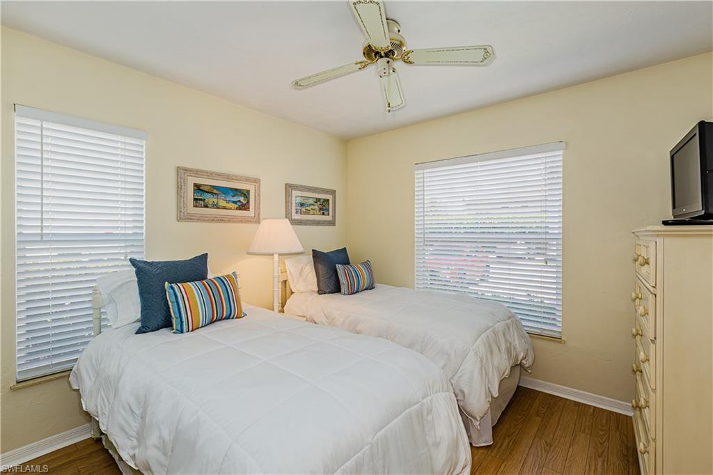 SMOKEHOUSE BAY CLUB - Residential