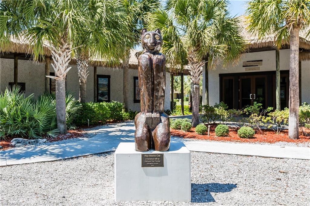 SMOKEHOUSE BAY CLUB - Residential