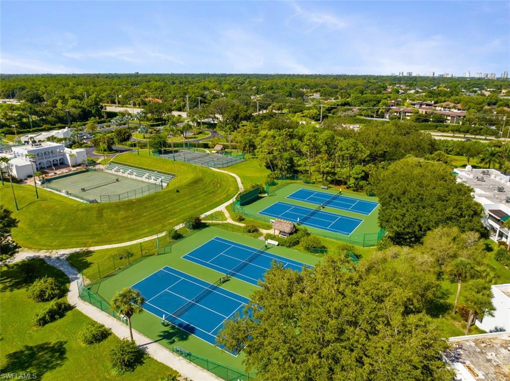 MARBELLA AT WORLD TENNIS CENTER - Residential