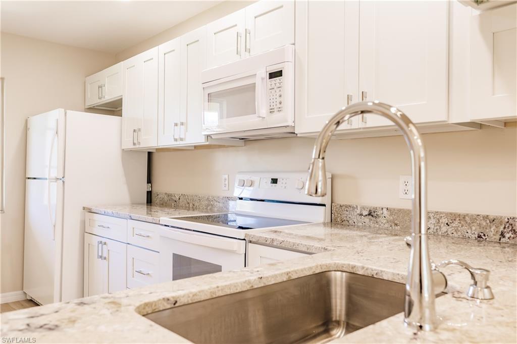 VILLAGES AT EMERALD LAKES - Residential