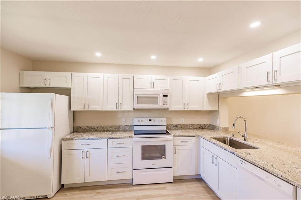 VILLAGES AT EMERALD LAKES - Residential