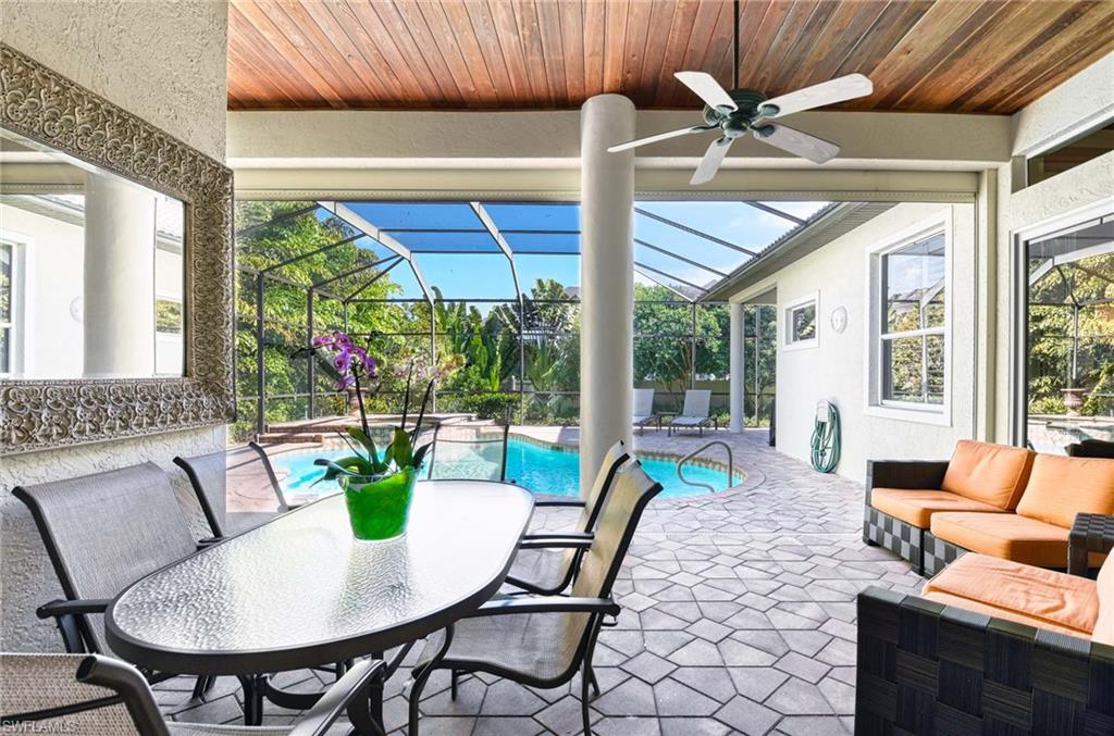 MOORINGS - Residential