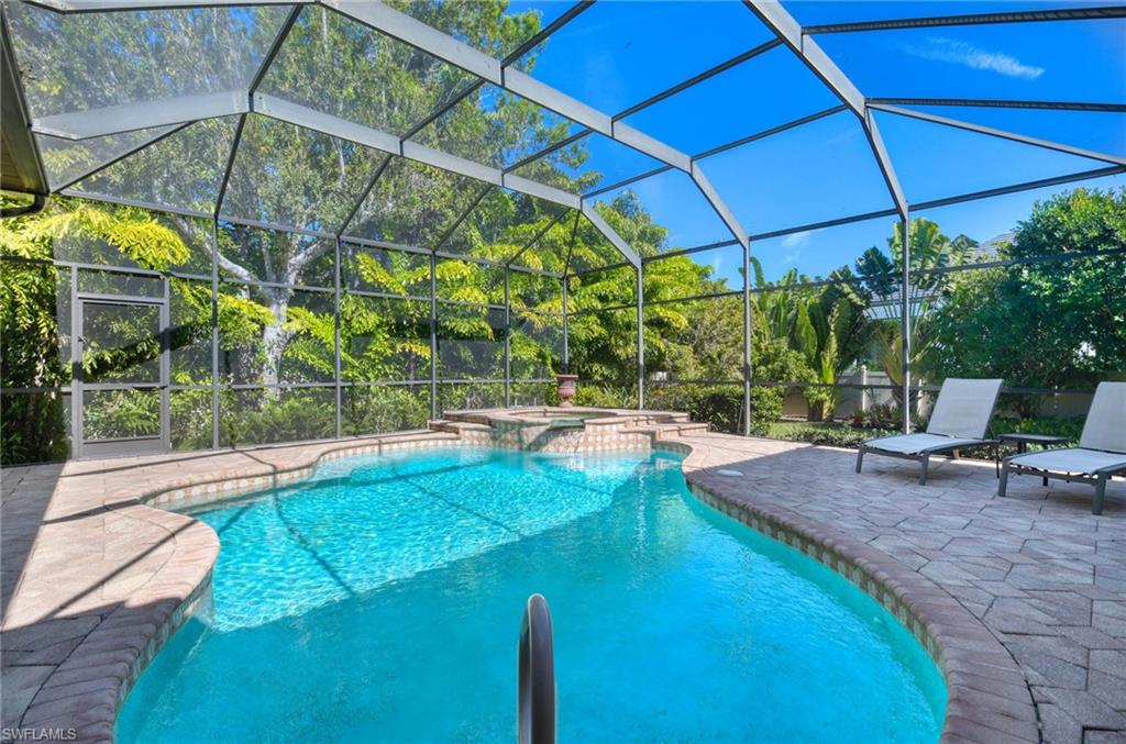 MOORINGS - Residential