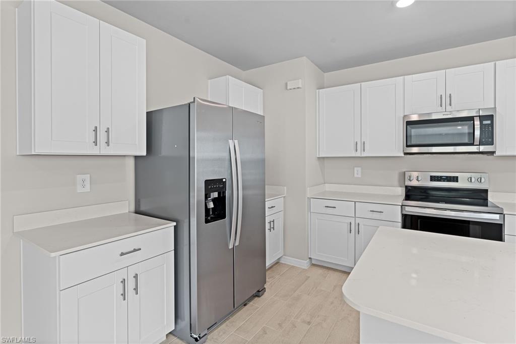 BENTLEY CROSSING - Residential Lease