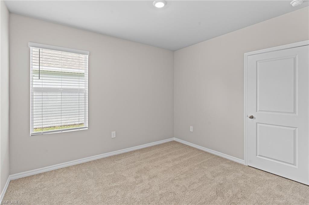 BENTLEY CROSSING - Residential Lease