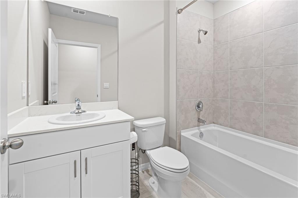 BENTLEY CROSSING - Residential Lease