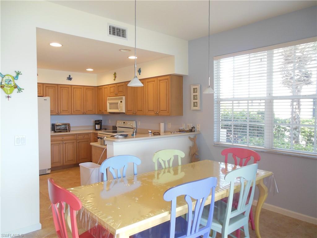 CROWN COLONY - Residential