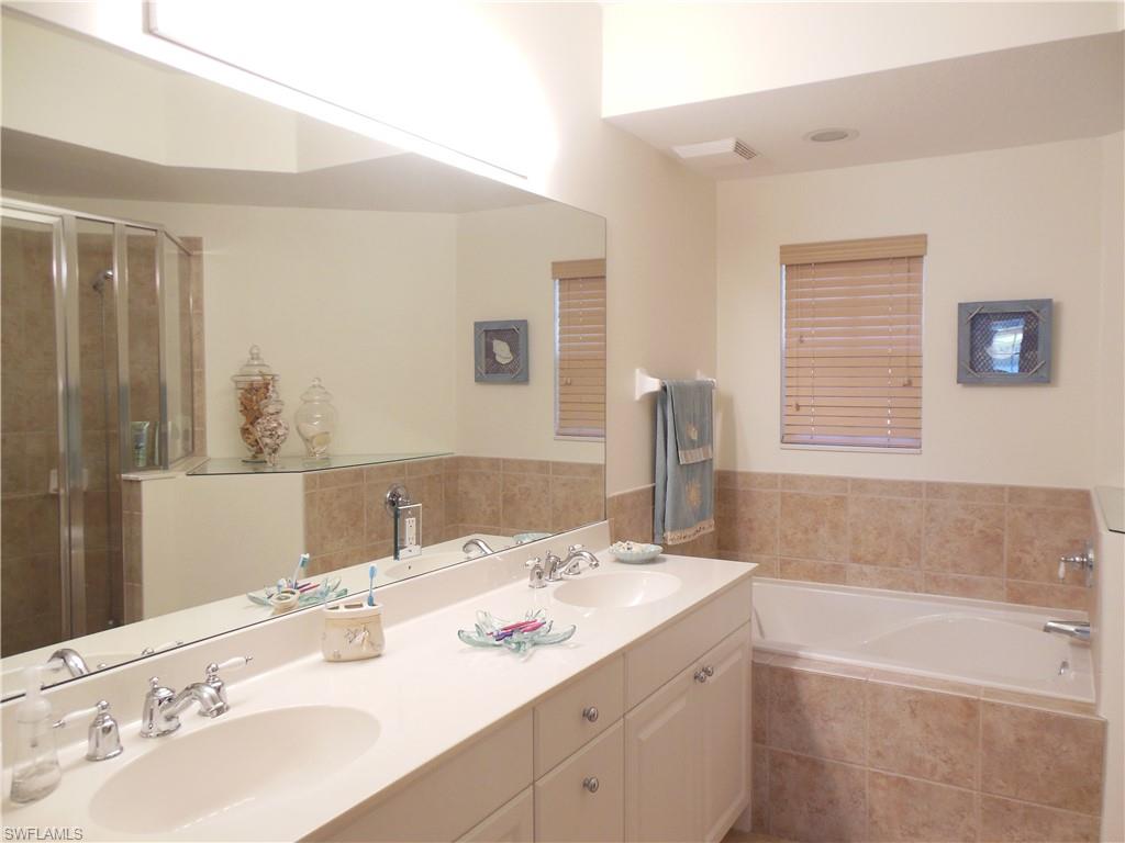 CROWN COLONY - Residential