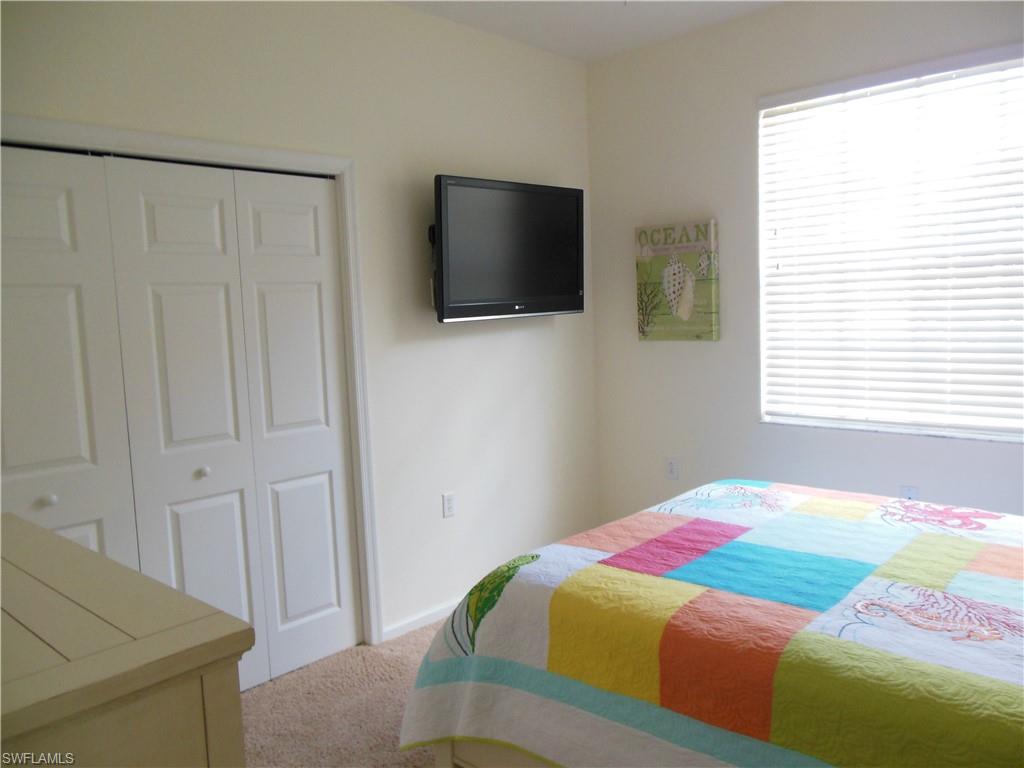 CROWN COLONY - Residential