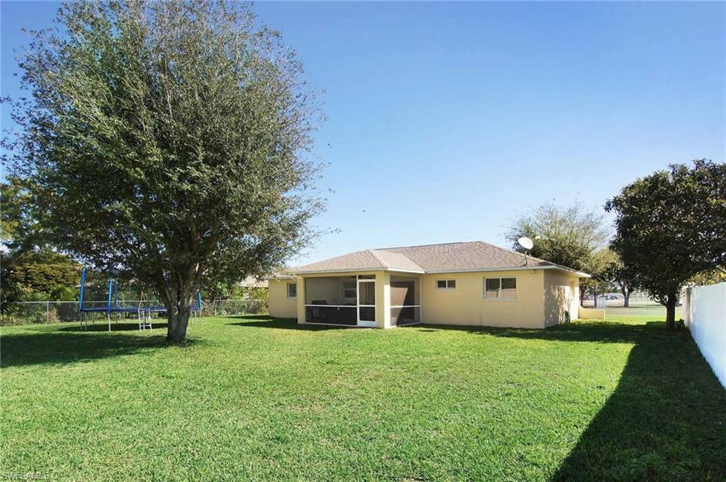 CAPE CORAL - Residential